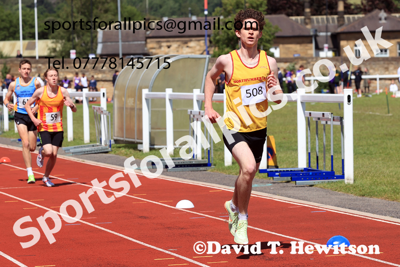 Middle Distance, 2026 Northern Schools Inter Counties, Wentworth, Hexham. Photo: David T. Hewitson/Sports for All Pics
